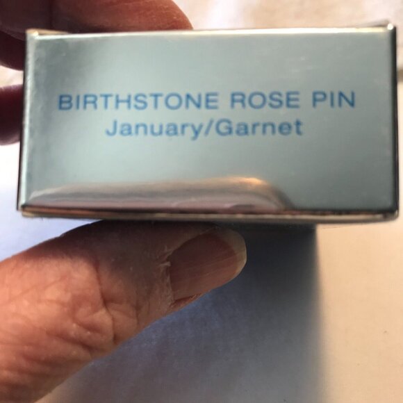 Vintage Avon Birthstone Rose Pin - January - Picture 6 of 10